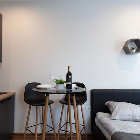 Oak House Apartments Kaunas Esterno foto
