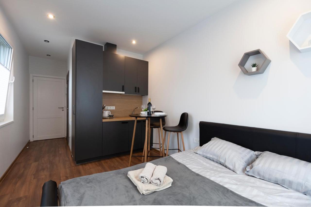 Oak House Apartments Kaunas Esterno foto